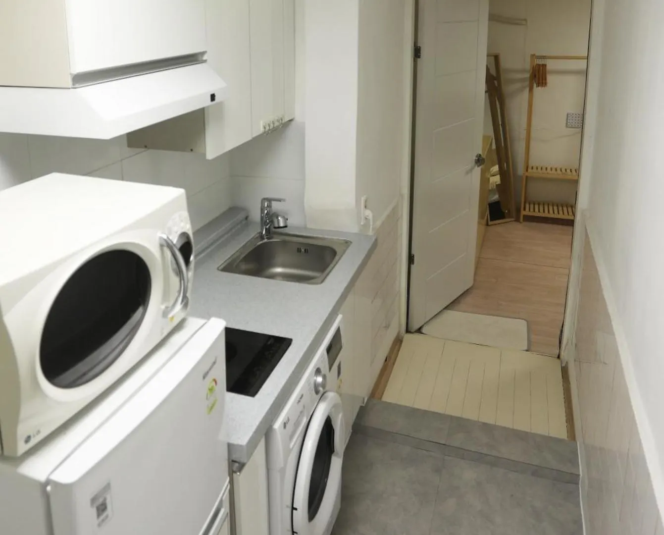 Apartament Yellow Wood Vibe - 2 Min Walk From Konkuk Univ Station Seul